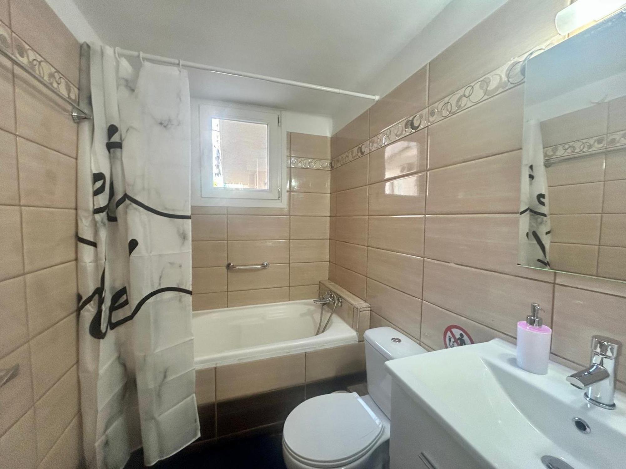 Aktis Apartment 3 Near Airport Artemida  Ngoại thất bức ảnh