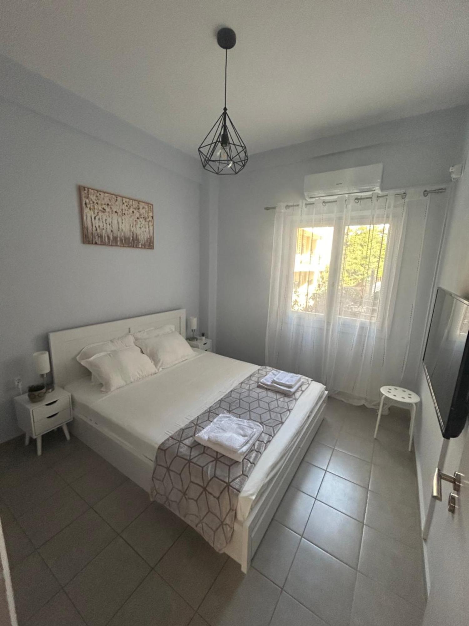 Aktis Apartment 3 Near Airport Artemida  Ngoại thất bức ảnh
